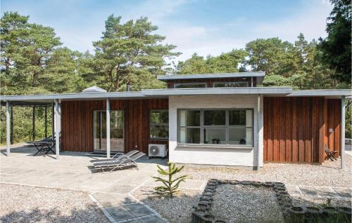  Amazing Home In Hadsund With 3 Bedrooms, Sauna And Wifi in Odde