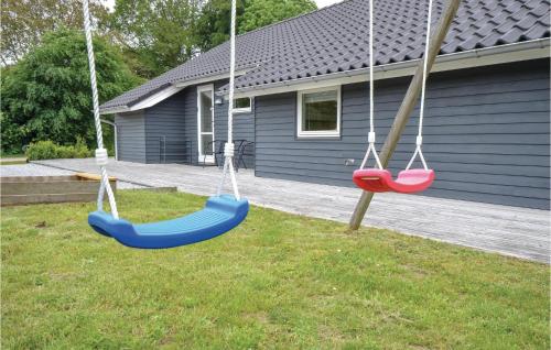 Nice Home In Ebeltoft With Kitchen