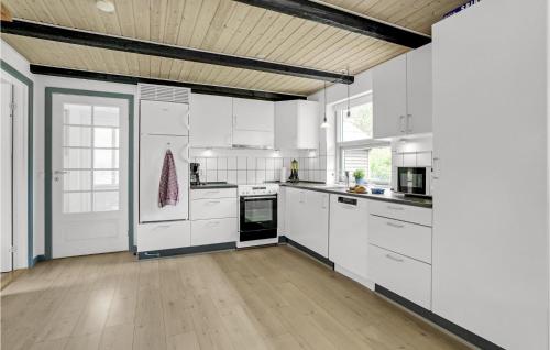 Kitchen, Holiday Home Romo Lxviii in Romo Kirkeby