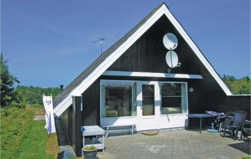 B&B Bønnerup Strand - Awesome Home In Glesborg With 3 Bedrooms And Wifi - Bed and Breakfast Bønnerup Strand