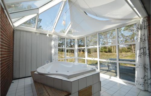 Bathroom, Holiday Home Jtagholmsvej Rømø I in Romo Kirkeby