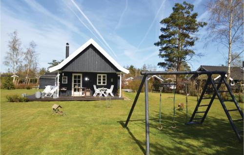  Amazing Home In Vggerlse With 2 Bedrooms And Internet in Bøtø By