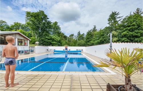 Awesome Apartment In Ebeltoft With Outdoor Swimming Pool