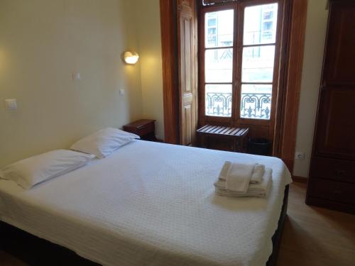 Budget Double Room with Shared Toilet image 10