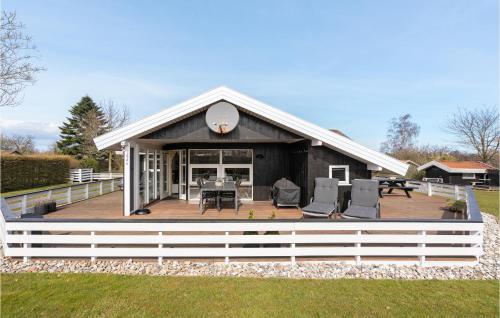 Beautiful Home In Hejls With Kitchen