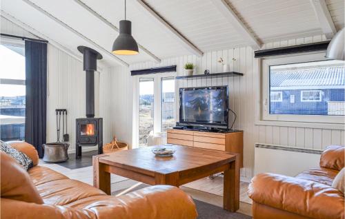  Stunning Home In Hvide Sande With Sauna in Bjerregård
