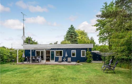  Awesome Home In Rnne With 3 Bedrooms And Wifi in Arnager