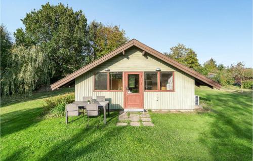Amazing Home In Kirke Hyllinge With Kitchen
