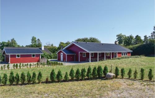  Seven-Bedroom Holiday Home In Humble in Humble