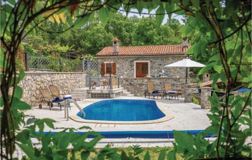 Beautiful Home In Poljane With 2 Bedrooms, Sauna And Outdoor Swimming Pool - Location saisonnière - Ružići