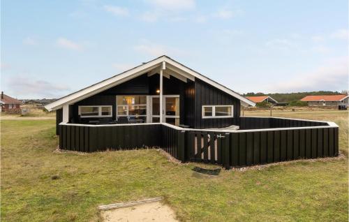  Awesome Home In Fan With 3 Bedrooms, Sauna And Wifi in Sønderho
