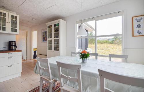 Gorgeous Home In Ejstrupholm With Wifi