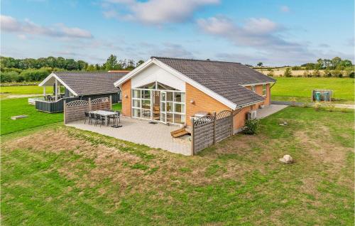  Stunning Home In Faaborg With 3 Bedrooms, Sauna And Wifi, Pension in Faaborg bei Helnæs By