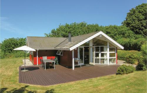  Stunning Home In Rudkbing With 3 Bedrooms, Sauna And Wifi, Pension in Spodsbjerg