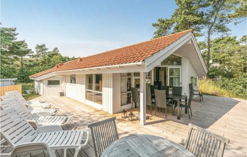 Beautiful Home In Nex With 4 Bedrooms, Sauna And Wifi
