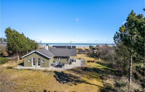  Nice Home In Hadsund With Sauna, Wifi And 3 Bedrooms, Pension in Hadsund