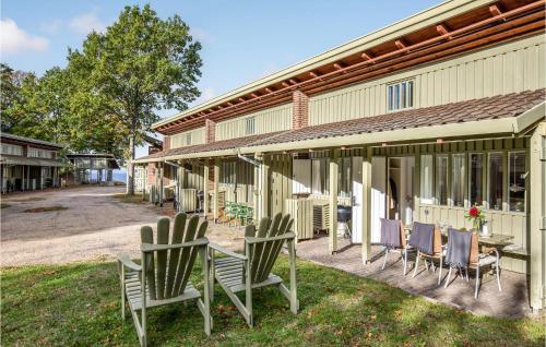Exterior view, Lovely Apartment In Allinge With Wifi in Slotslyngvej