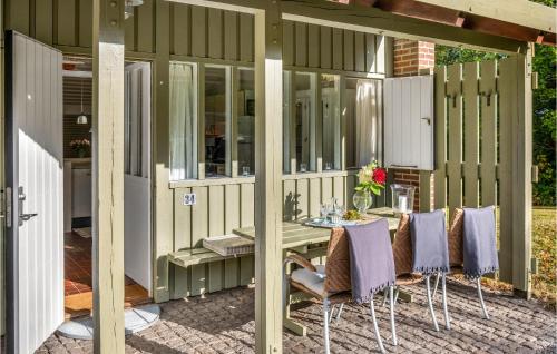Exterior view, Lovely Apartment In Allinge With Wifi in Slotslyngvej