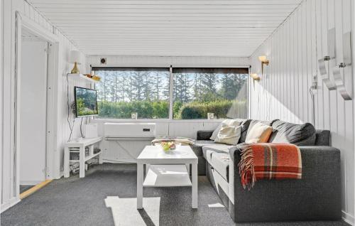 Stunning Home In Ørsted With Kitchen in Udbyhoj