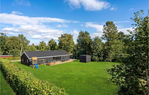 Beautiful Home In Grsted With 5 Bedrooms And Wifi