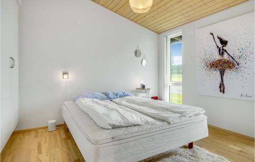 4 Bedroom Nice Home In Bogense