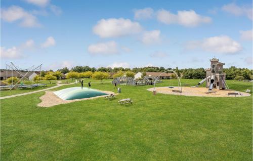  Stunning Apartment In Gjern With 2 Bedrooms, Wifi And Indoor Swimming Pool in Gjern