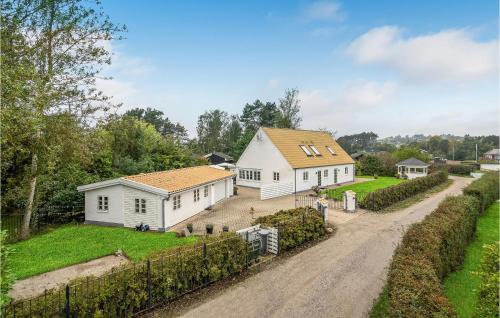 Pet Friendly Home In Ebeltoft With Wifi