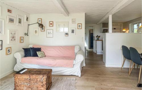 Gorgeous Home In Aakirkeby With Wifi