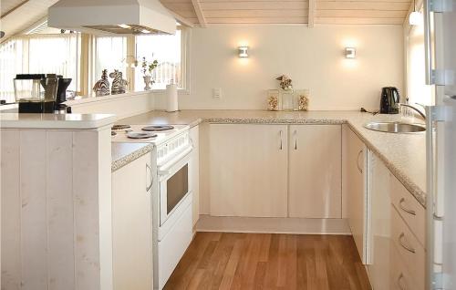 kök, Awesome Home In Haderslev With 3 Bedrooms, Sauna And Wifi in Haderslev