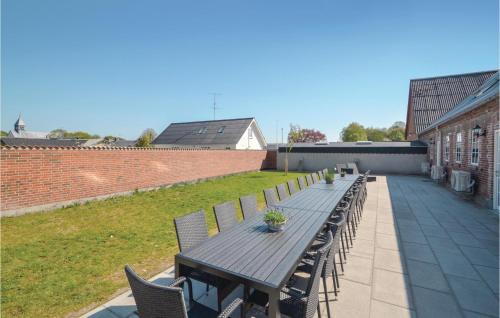 Vista exterior, Lovely Home In Allingåbro With Kitchen (Lovely Home In Allingabro With Kitchen) in Uggelhuse