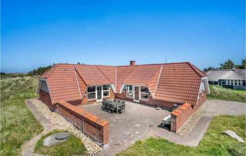 Lovely Home In Blåvand With Wifi