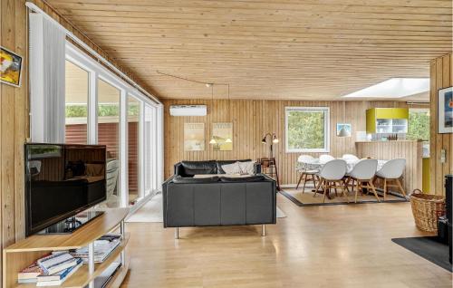 Kitchen, Holiday Home Odden Naturpark in Hadsund