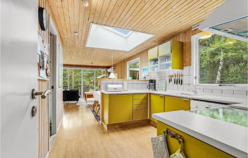 Kitchen, Holiday Home Odden Naturpark in Hadsund
