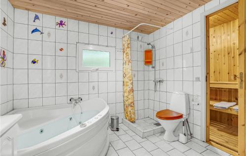 Cozy Home In Hadsund With Sauna