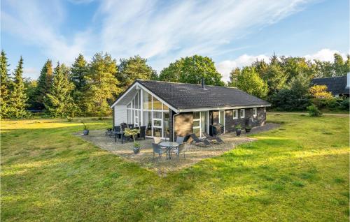  Nice Home In Ebeltoft With 3 Bedrooms, Sauna And Wifi in Øksenmølle