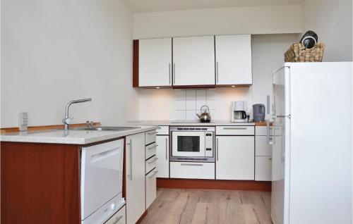  3 Bedroom Lovely Apartment In Helsingør in Helsingør