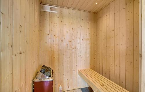 Gorgeous Apartment In Snedsted With Sauna