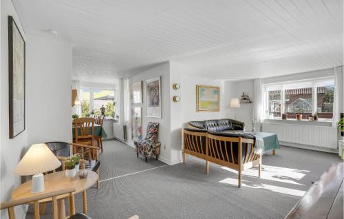  3 Bedroom Stunning Home In Ålbæk in Ålbæk