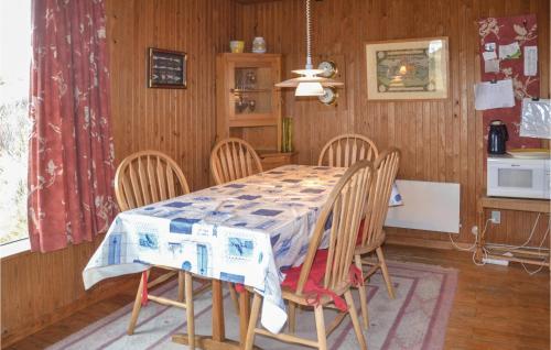 Kitchen, Lovely Home In Oksbøl With Sauna in Vejers Strand
