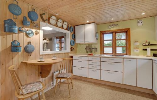 Kitchen, Awesome Home In Stege With Wifi in Hovmarken