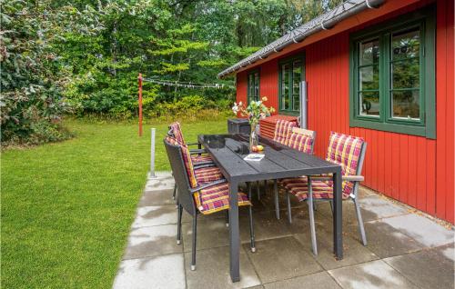 ทัศนียภาพภายนอกโรงแรม, Cozy Home In Nexø With Wifi in สนอเกเบก