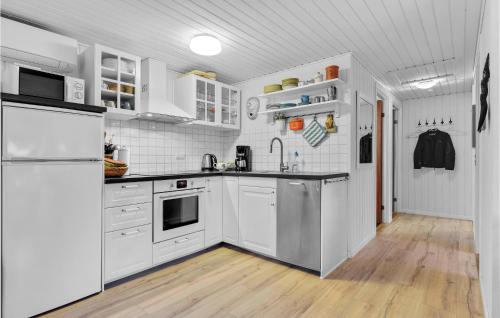  Beautiful Home In Sydals With 3 Bedrooms And Wifi in Skovby