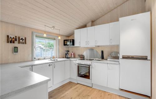 Kitchen, 3 Bedroom Stunning Home In Hemmet in Hemmet