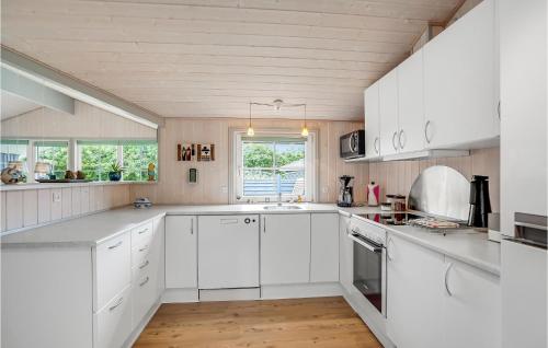 Kitchen, 3 Bedroom Stunning Home In Hemmet in Hemmet