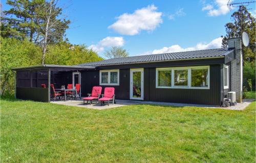 Three-Bedroom Holiday Home In Jagerspris