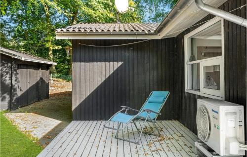 Gorgeous Home In Glesborg With Wifi