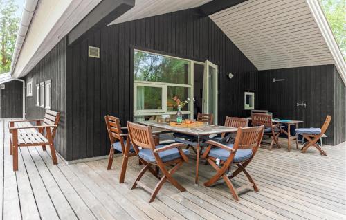  Awesome Home In Nexø With Sauna in Snogebæk