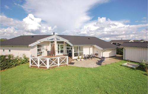  Amazing Home In Haderslev With 5 Bedrooms, Sauna And Wifi in Flovt
