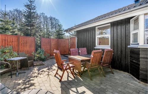 Vista exterior, Beautiful Home In Storvorde With Sauna in Egense