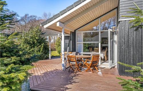 Vista exterior, Beautiful Home In Storvorde With Sauna in Egense